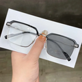 Gafas de Lectura - Con Sombra Fotocromática Alta definición y Elegantes Enmarcaciones - Compra 1 y IIévate 2