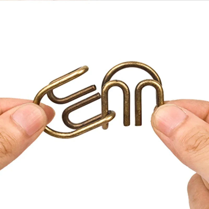 Activa tu cerebro y alivia la ansiedad con el Kit Enigma — el reto que cuida tu mente!